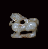 蒸栗黃玉辟邪：何為千年瑞獸的玉質靈魂？