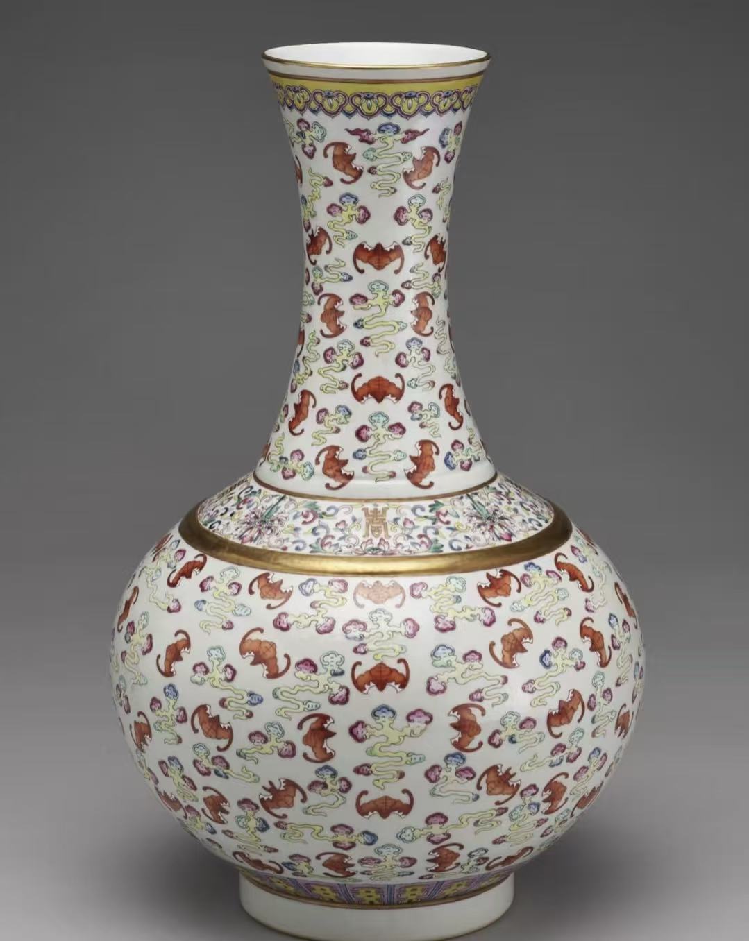 末代禦瓷之珍!宣統粉彩福壽瓶何以承續王朝餘輝?